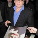 Que nunca quede en el olvido la cara de Jack Nicholson al pedirle alguien un autógrafo con la foto del Joker