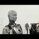 elrellano.com-el-robot-humanoide-ameca-ya-sabe-hacer-la-cobra-345232