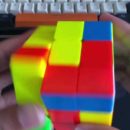 Cubo de Rubik con compartimento secreto oculto